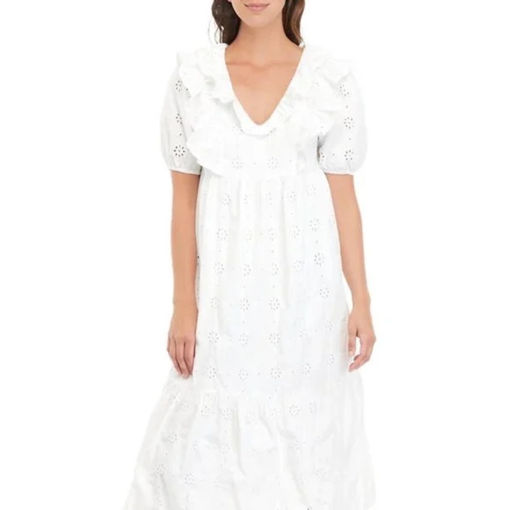 Crown & Ivy White Long Sleeve Eyelet Dress